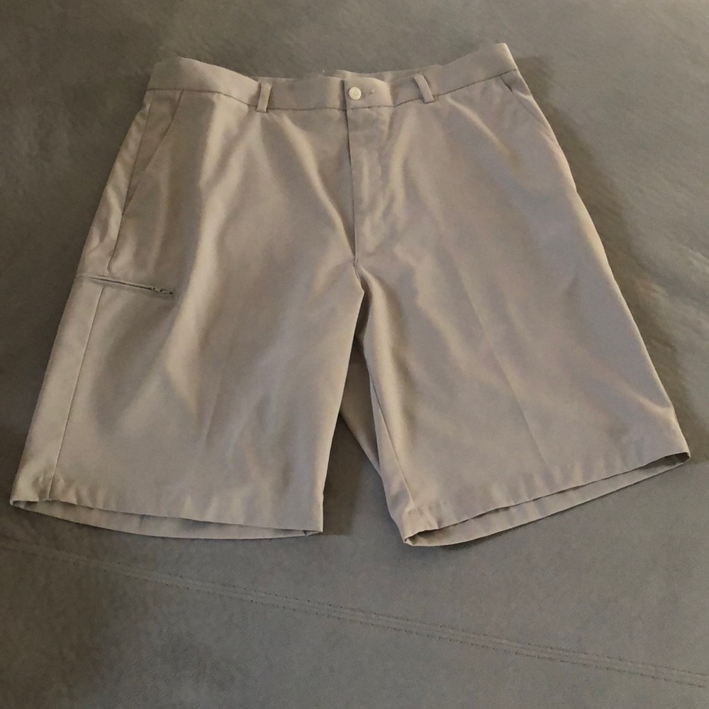 Grand Slam Shorts Men's Size 36 Khaki Tan Brown Golf Chino Flat Front